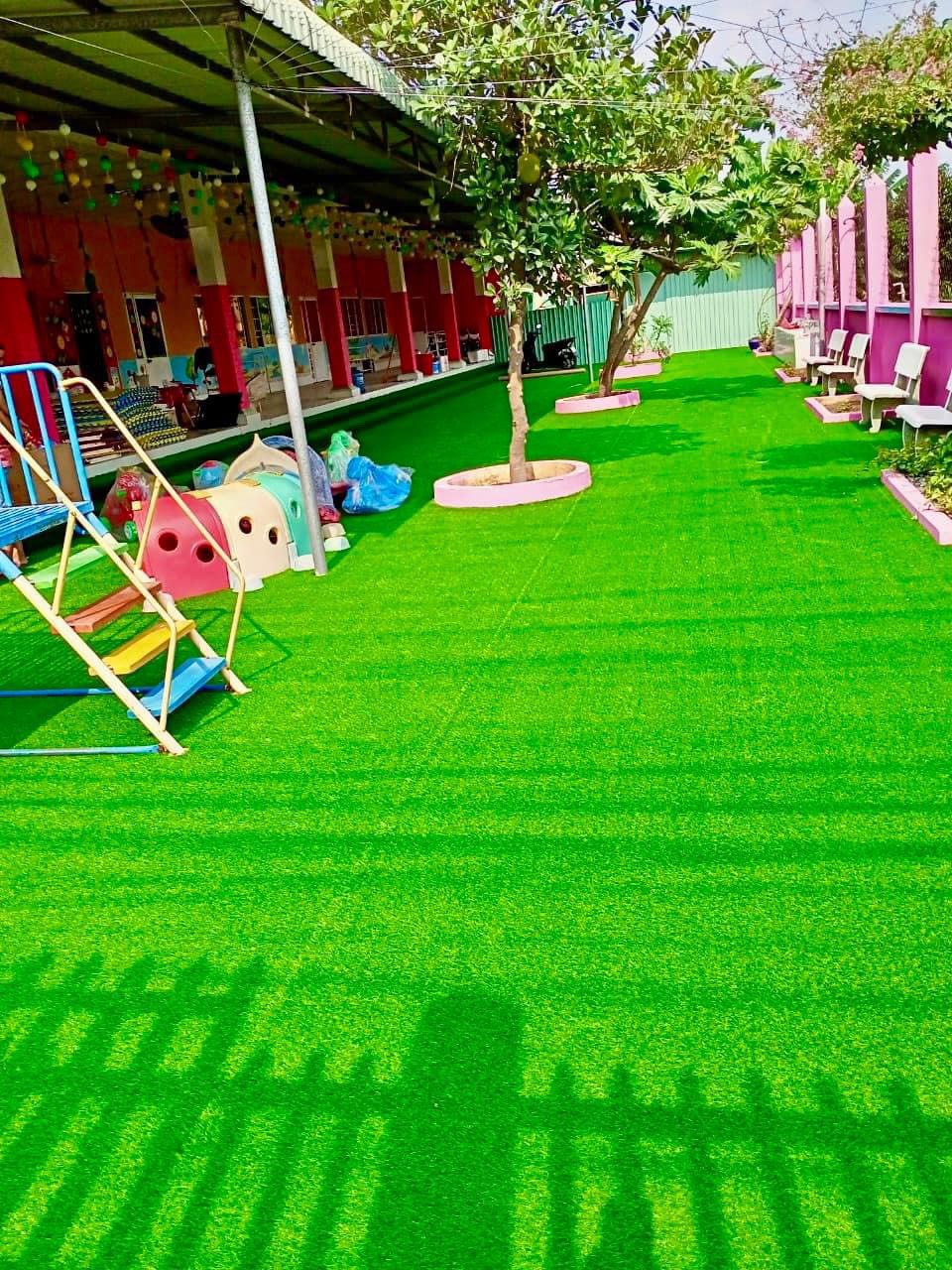 Ứng Dụng Đa Dạng Của Cỏ Nhân Tạo Trong Trang Trí 